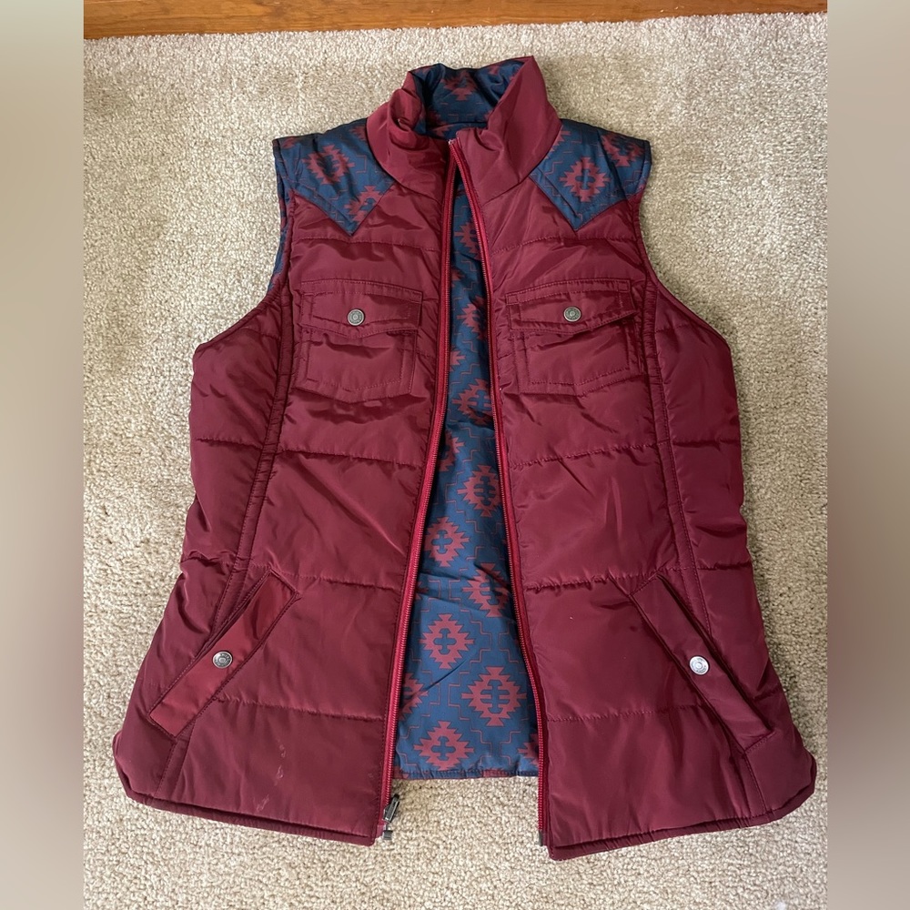 Ariat Reversible Puffer Vest- size small